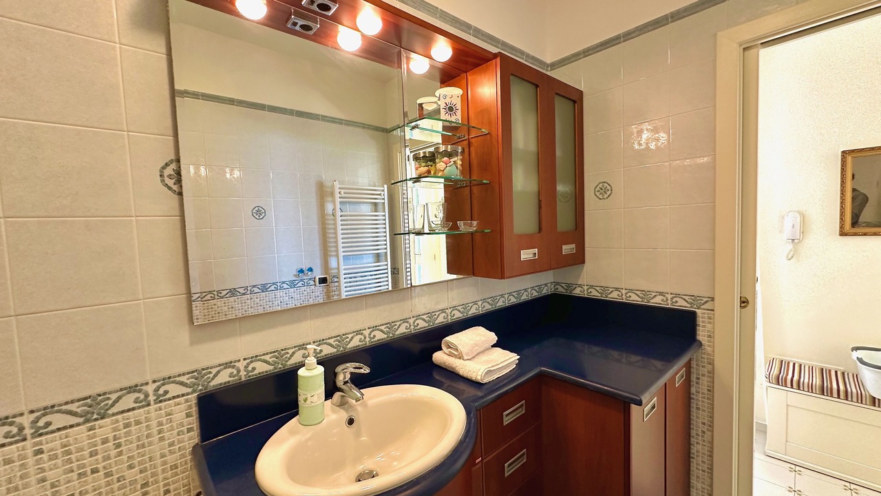 Photo of Bathroom in Raito