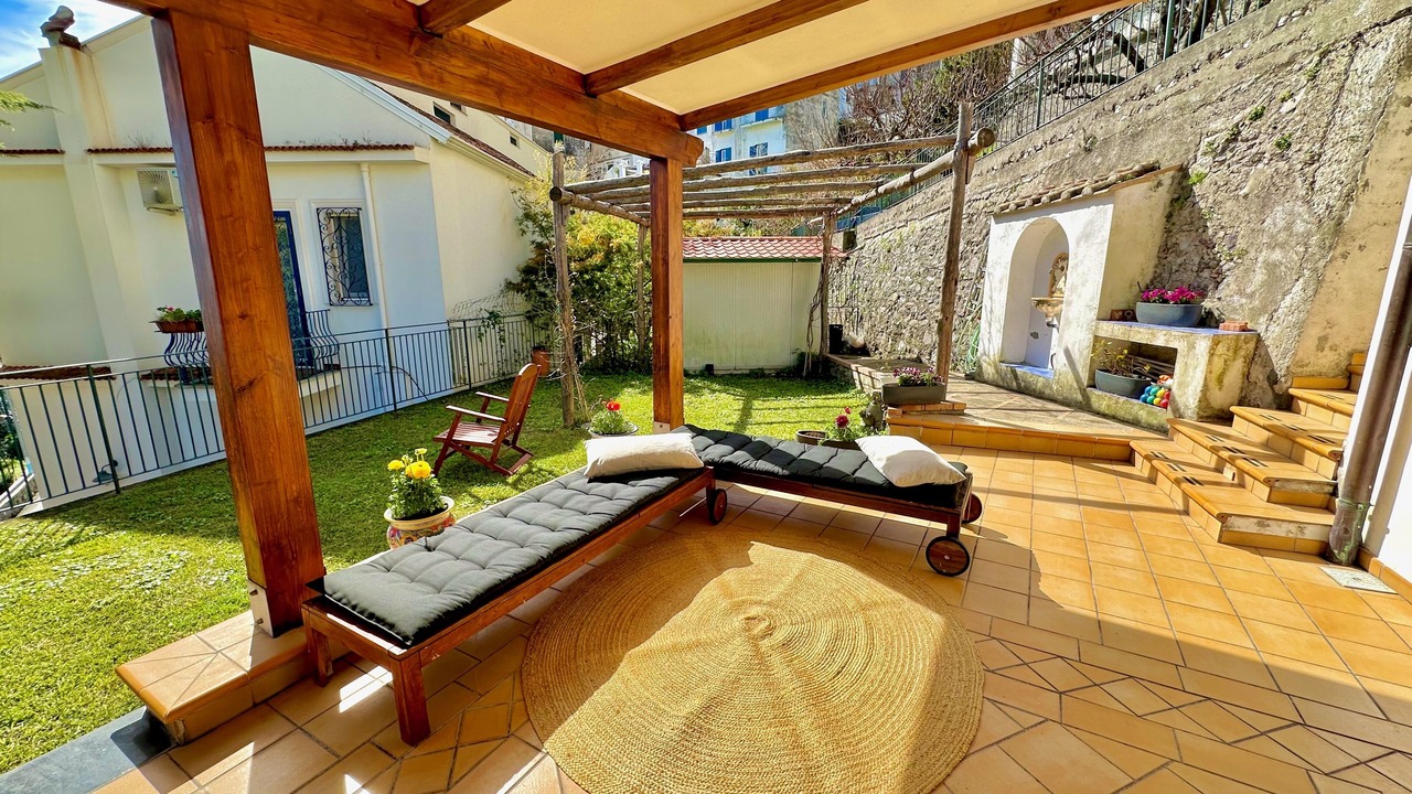 Photo of Patio Balcony in Raito