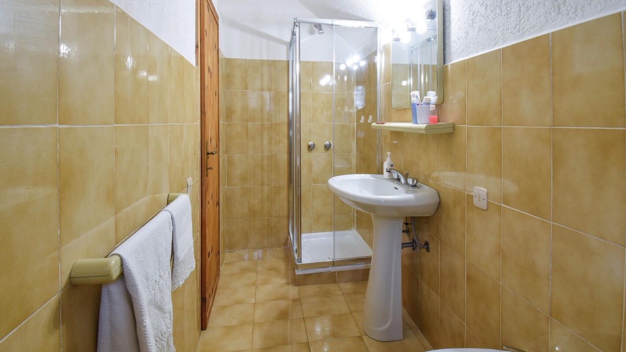 Photo of Bathroom in Serrone