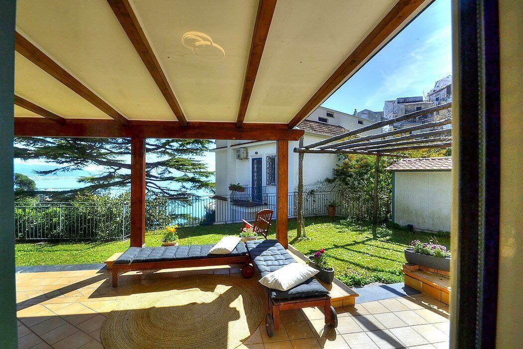 Photo of Patio Balcony in Raito