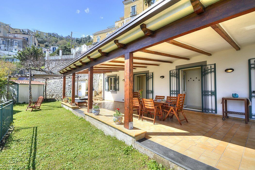Photo of Outdoor in Raito