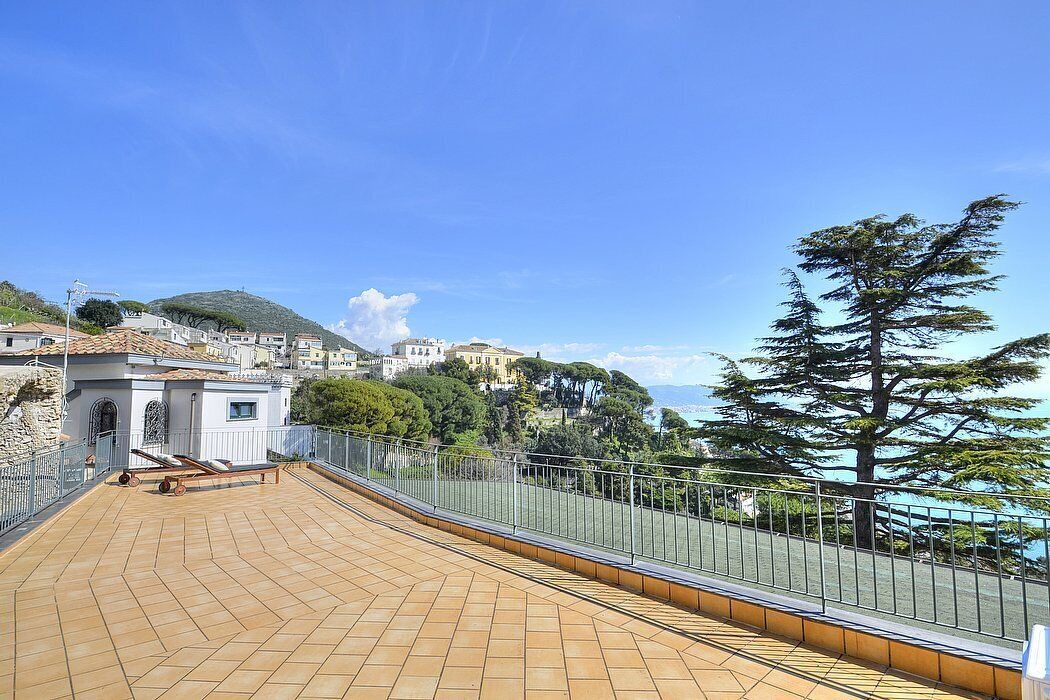 Photo of Patio Balcony in Raito