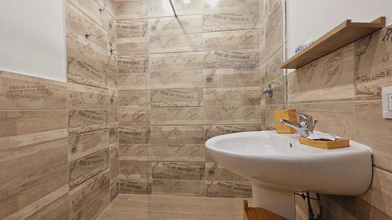 Photo of Bathroom in Historical Center