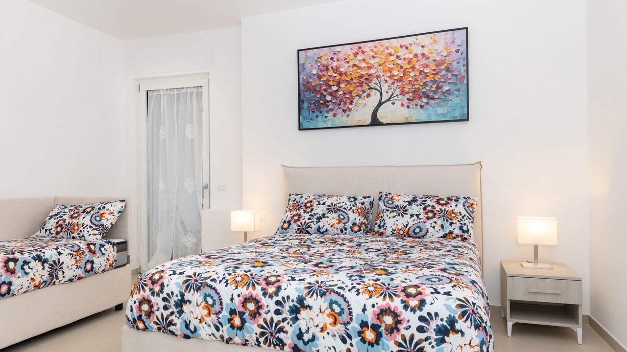 Photo of Bedroom in Meta