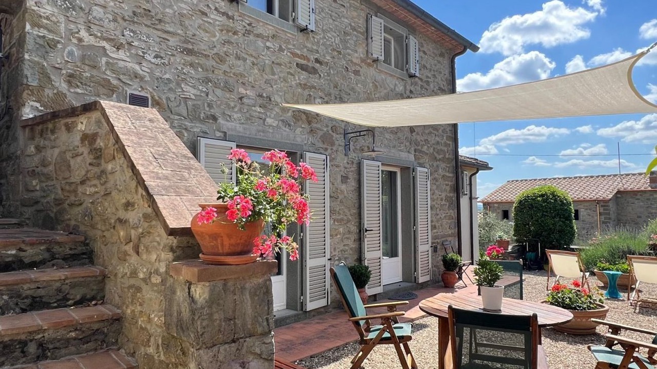 Photo of Outdoor in Camucia
