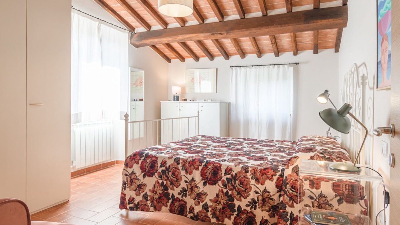 Photo of Bedroom in Camucia