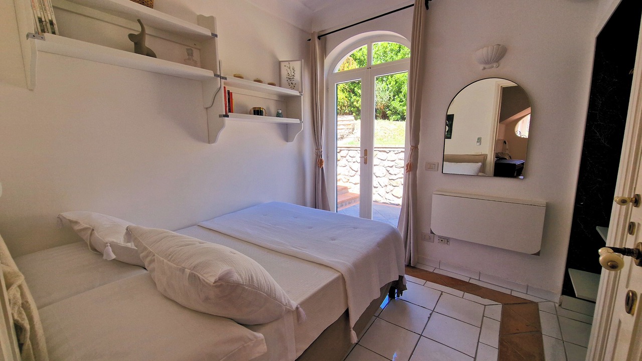Photo of Bedroom in Marina Grande