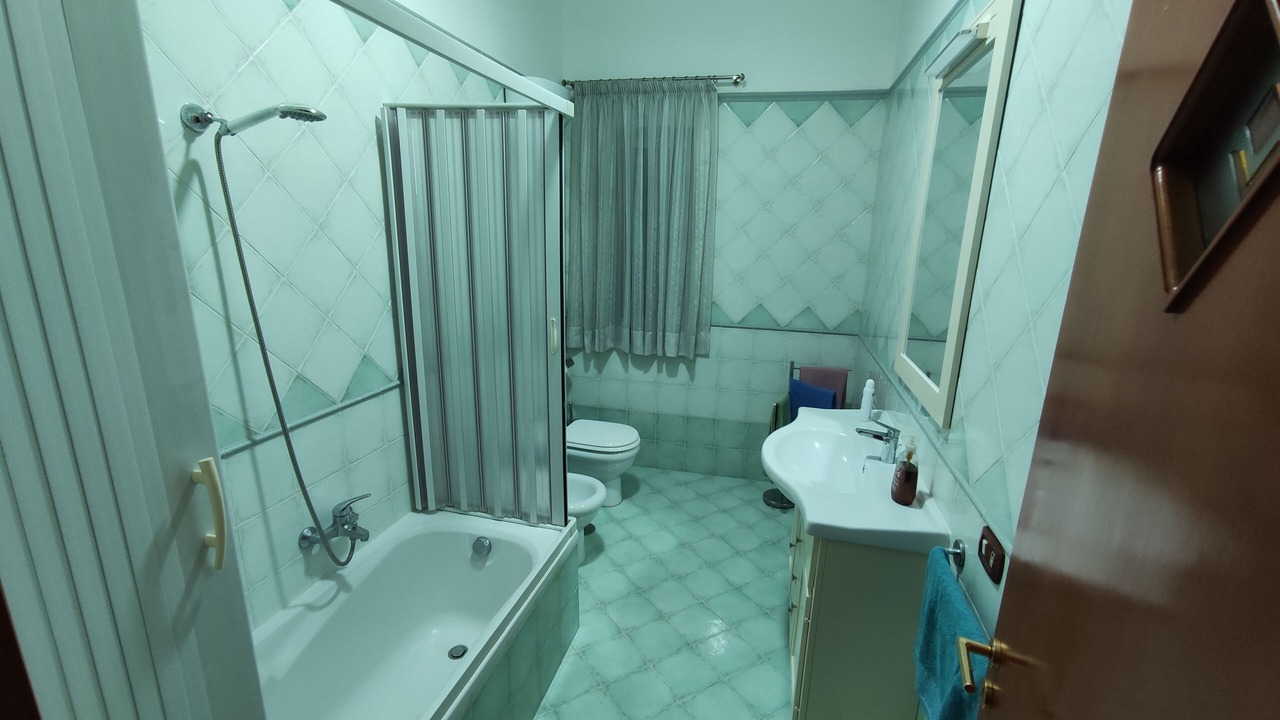 Photo of Bathroom in Mount Vesuvius - Pompei