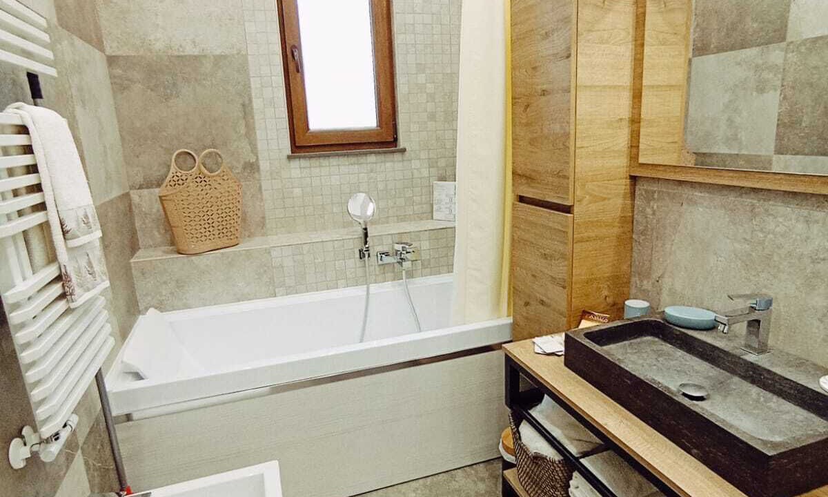 Photo of Bathroom in Scala