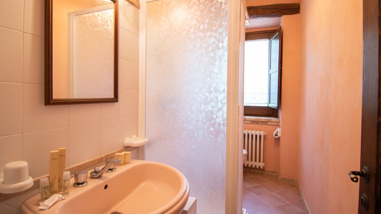 Photo of Bathroom in Abbateggio