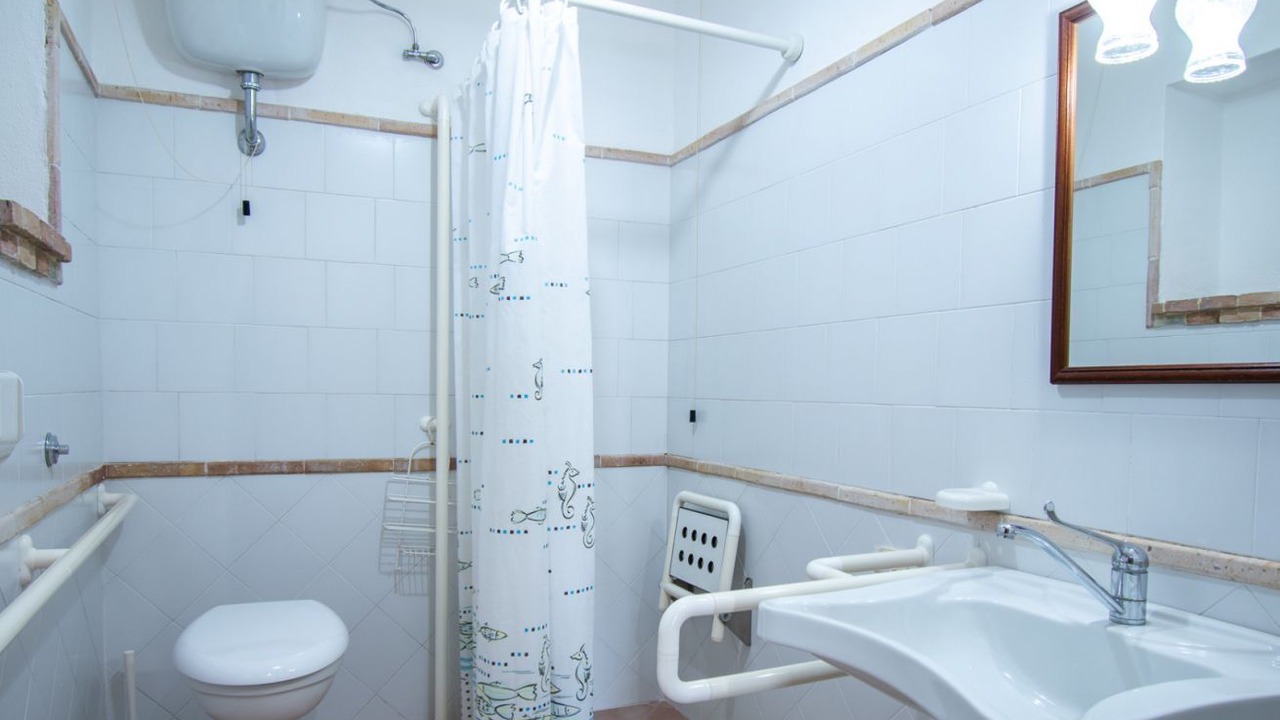 Photo of Bathroom in Abbateggio