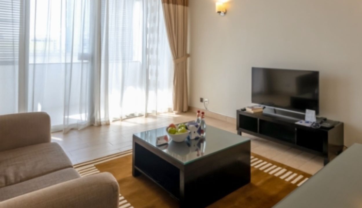 Photo of Livingroom in Trade Center