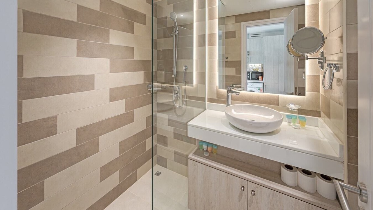 Photo of Bathroom in Palm Jumeirah