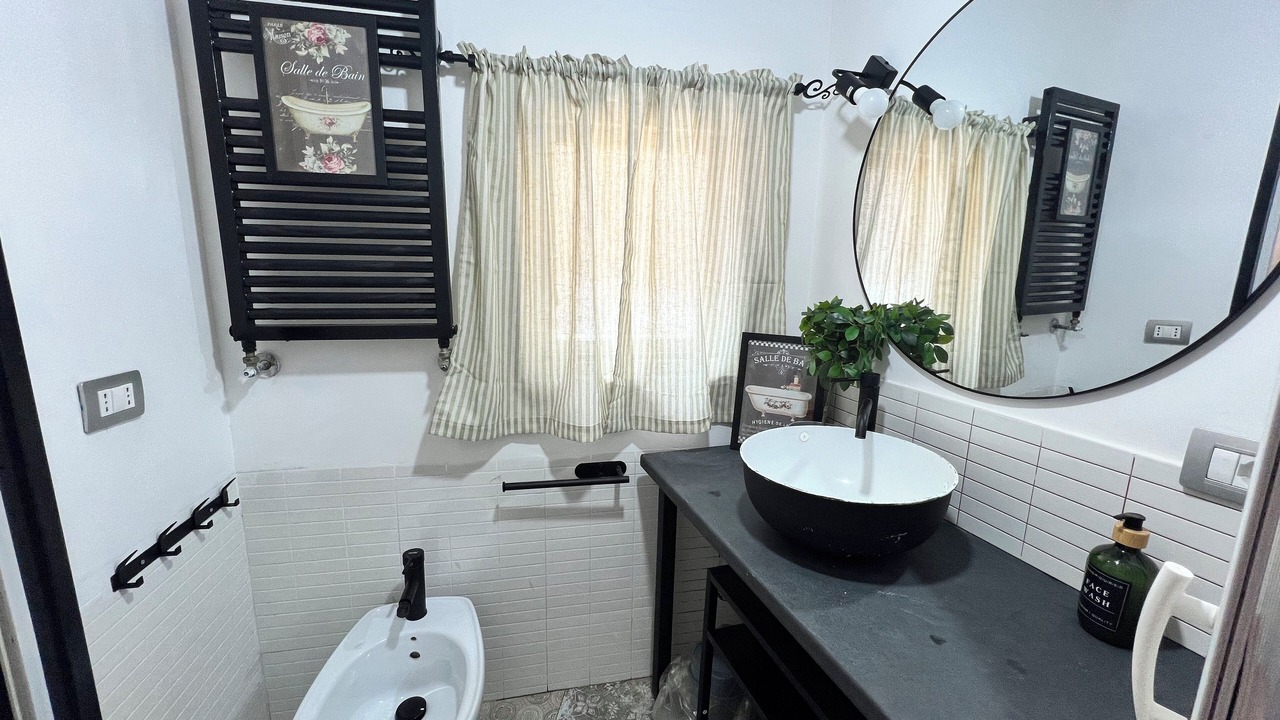 Photo of Bathroom in Montecalvario