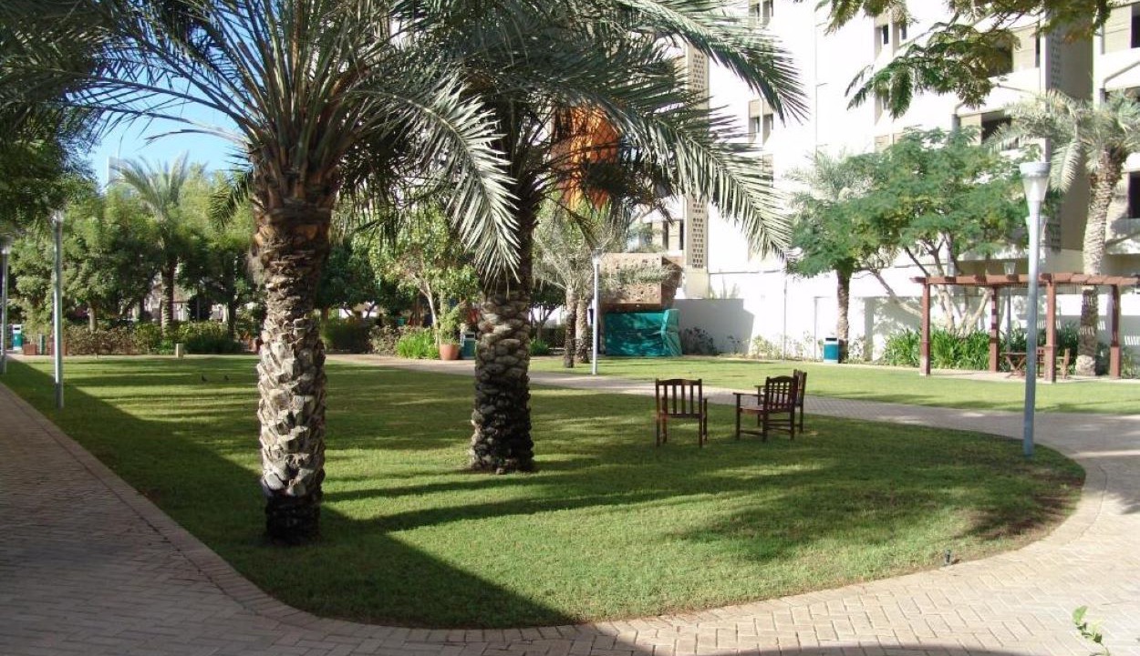 Photo of Outdoor in Trade Center