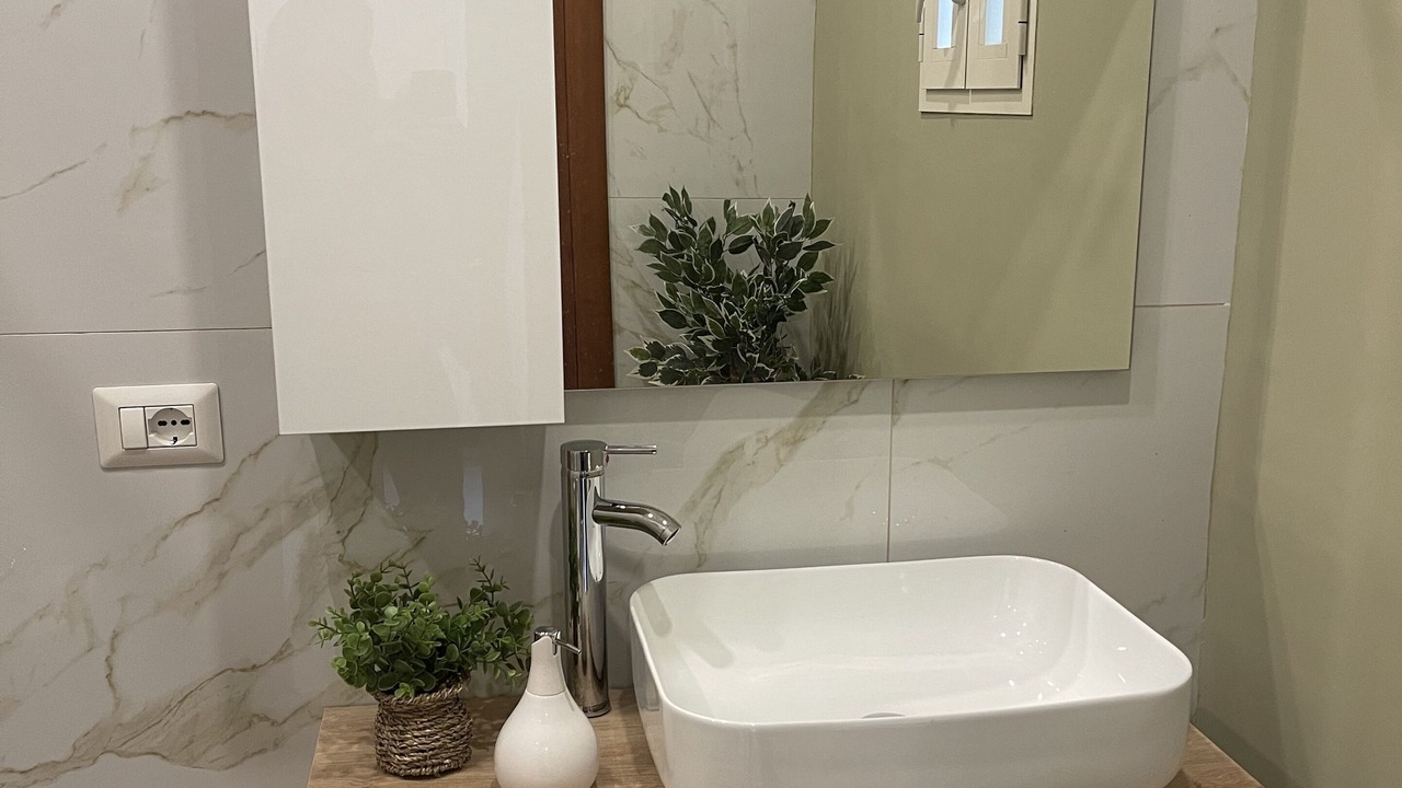 Photo of Bathroom in Naples City Centre