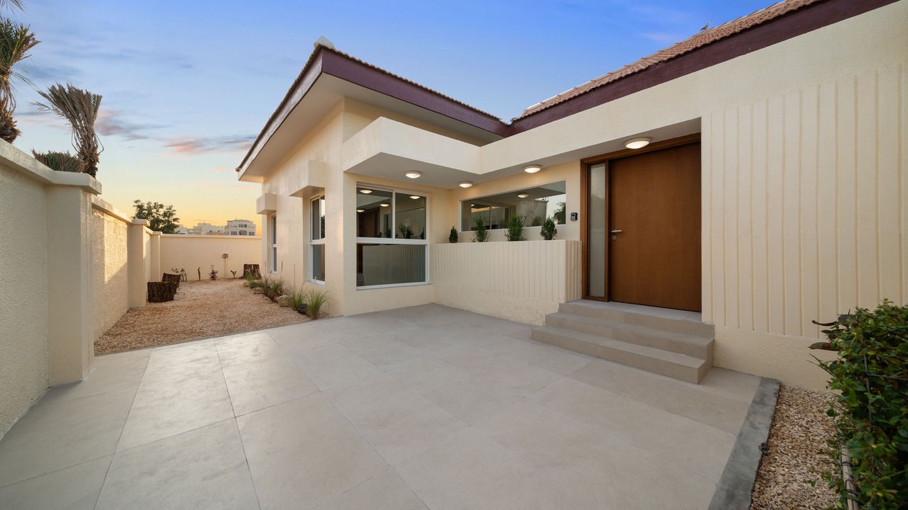 Photo of Outdoor in Al Mankhool