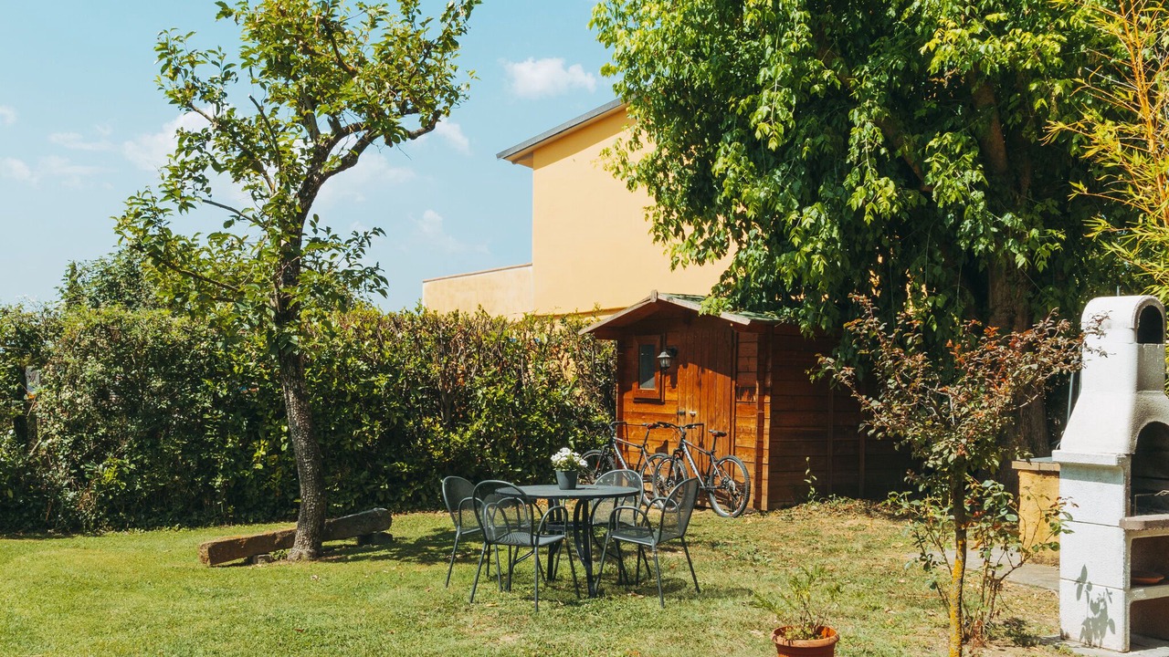 Photo of Outdoor in Camucia