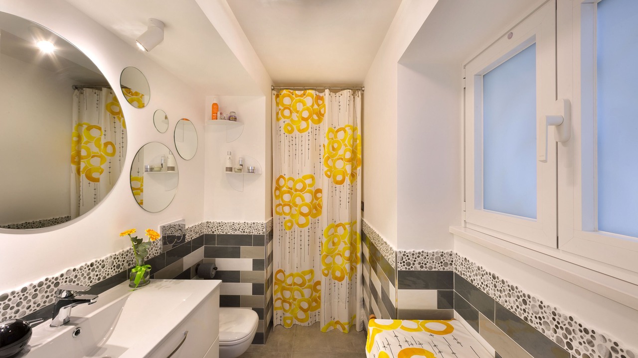 Photo of Bathroom in Meta