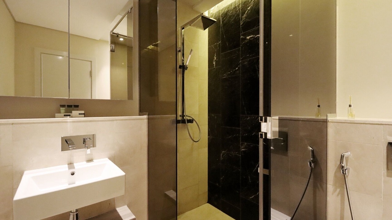 Photo of Bathroom in Palm Jumeirah