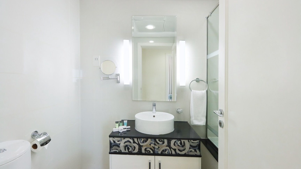 Photo of Bathroom in Bur Dubai