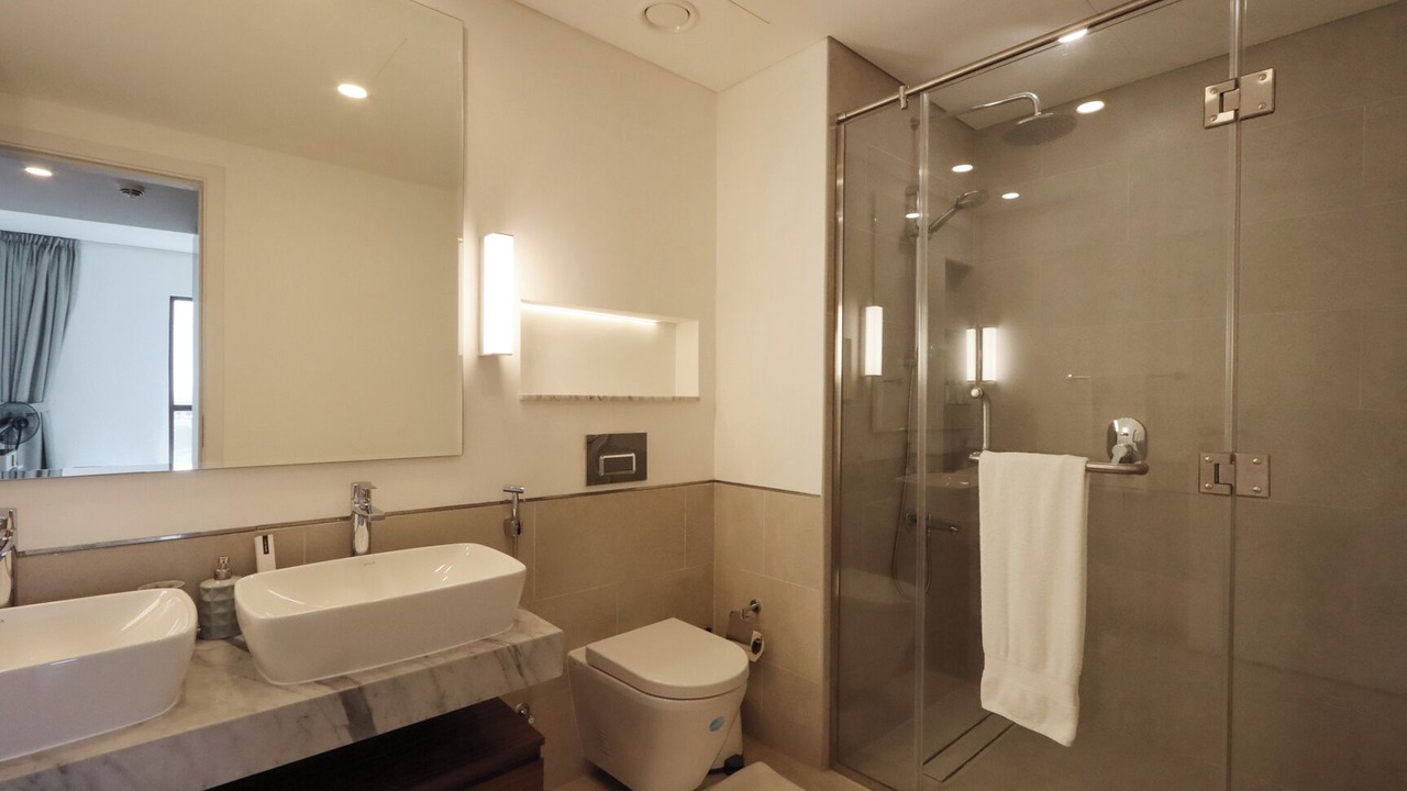 Photo of Bathroom in Umm Suqeim 3