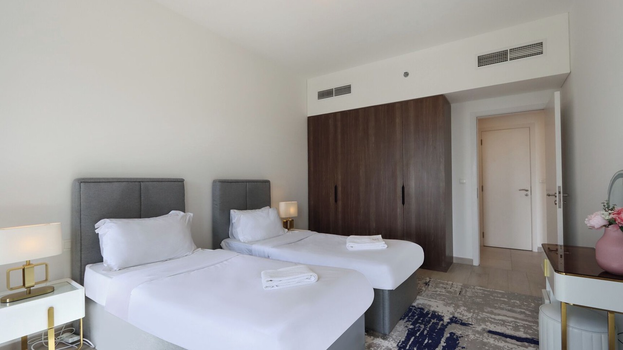 Photo of Bedroom in Umm Suqeim 3