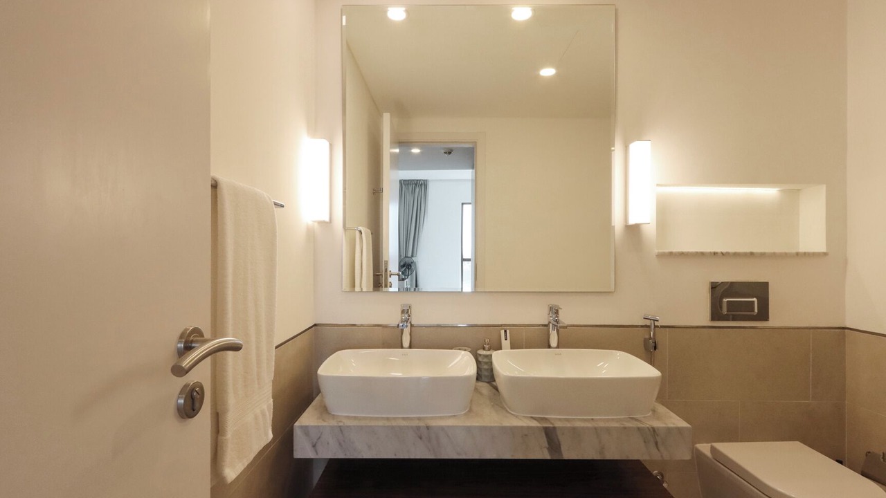 Photo of Bathroom in Umm Suqeim 3