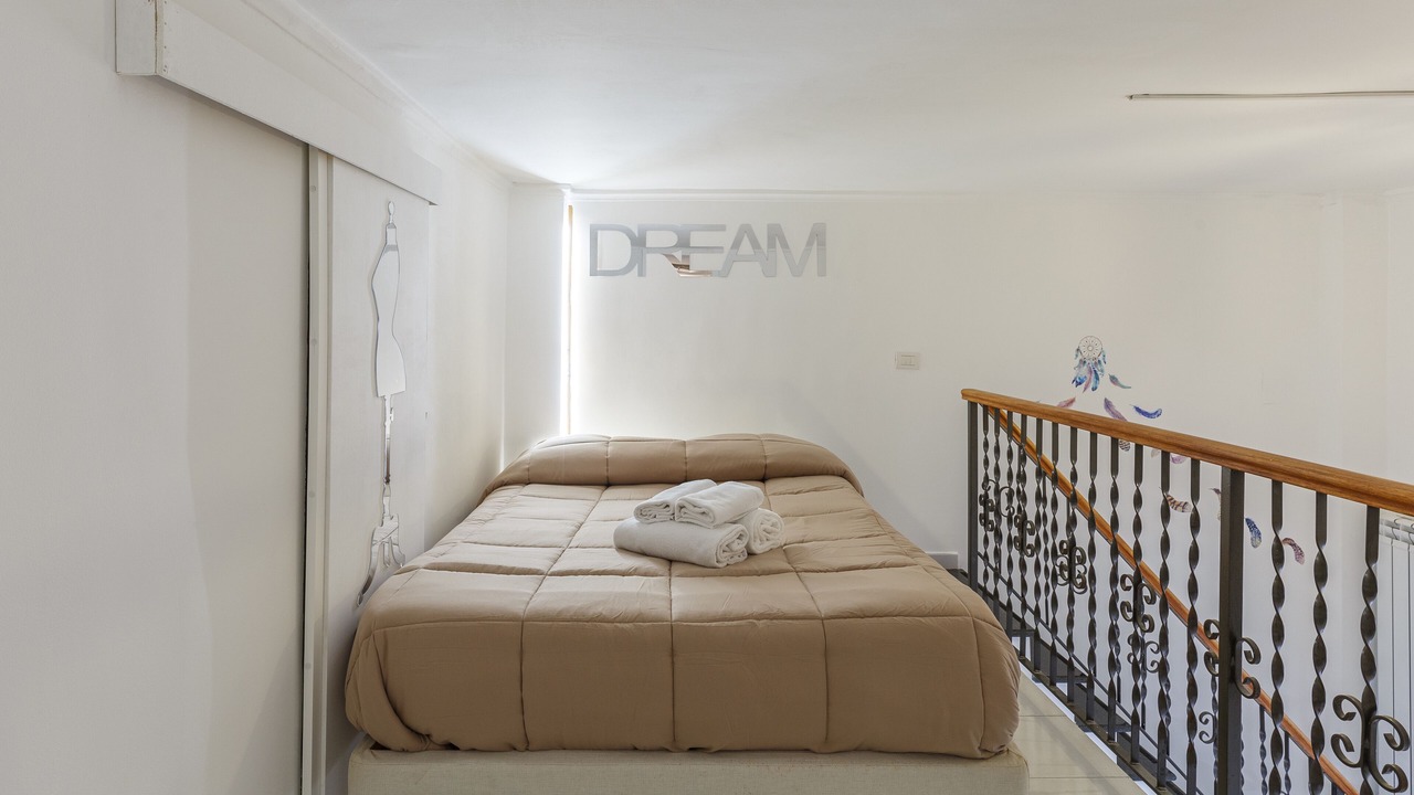 Photo of Bedroom in Arenella