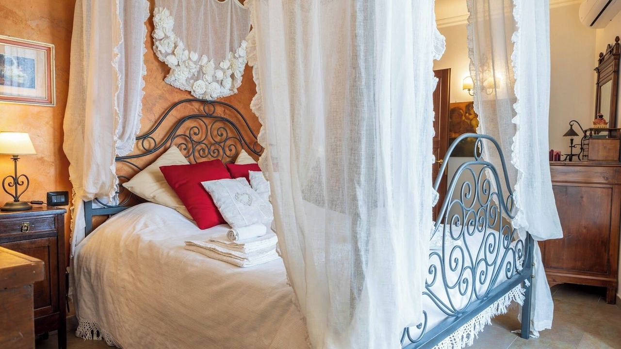 Photo of Bedroom in Passignano sul Trasimeno