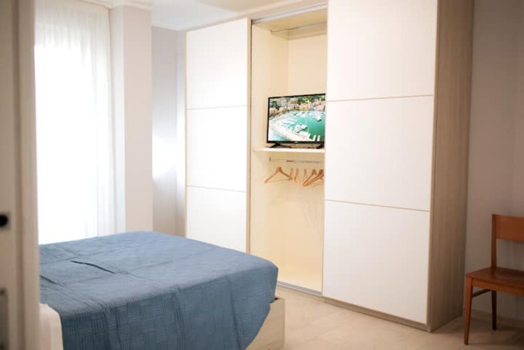 Photo of Bedroom in Naples