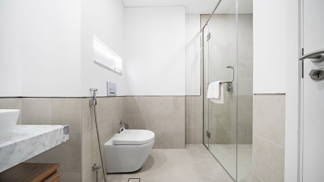 Photo of Bathroom in Umm Suqeim 3