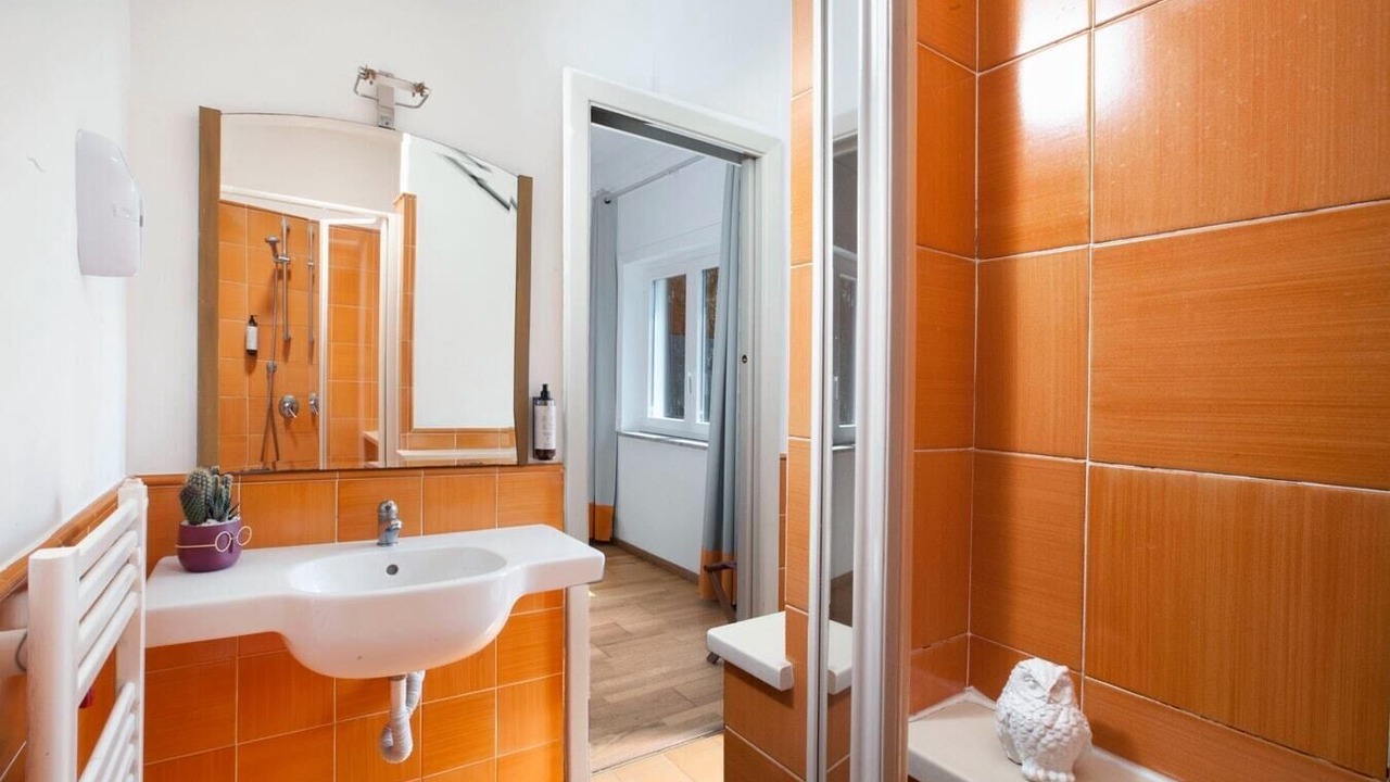 Photo of Bathroom in Sorrento Historic Centre