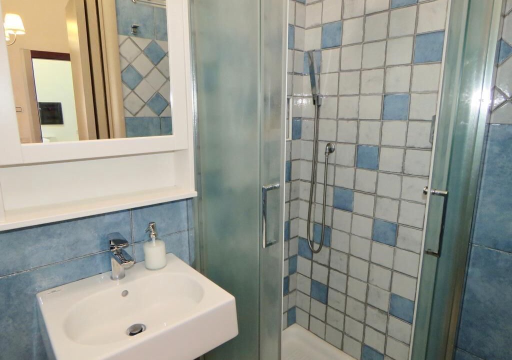 Photo of Bathroom in Marini