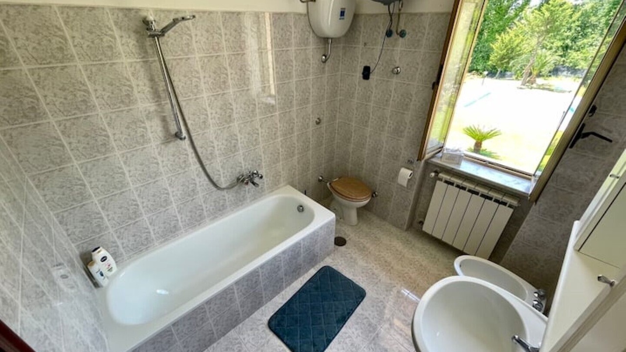 Photo of Bathroom in Sant'Agata de'Goti