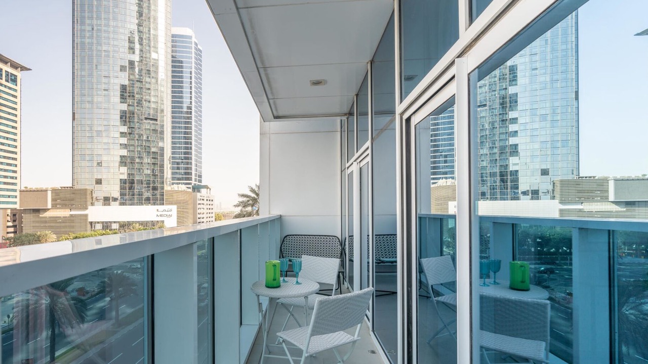 Photo of Outdoor in Emirates Hills 2