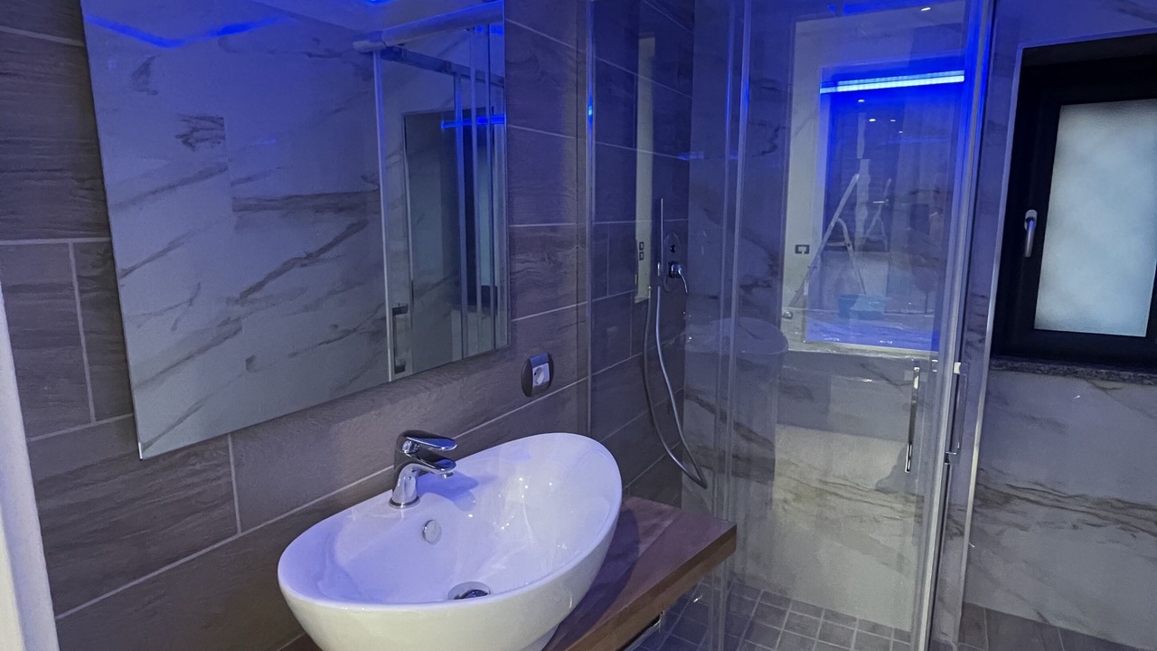 Photo of Bathroom in Naples