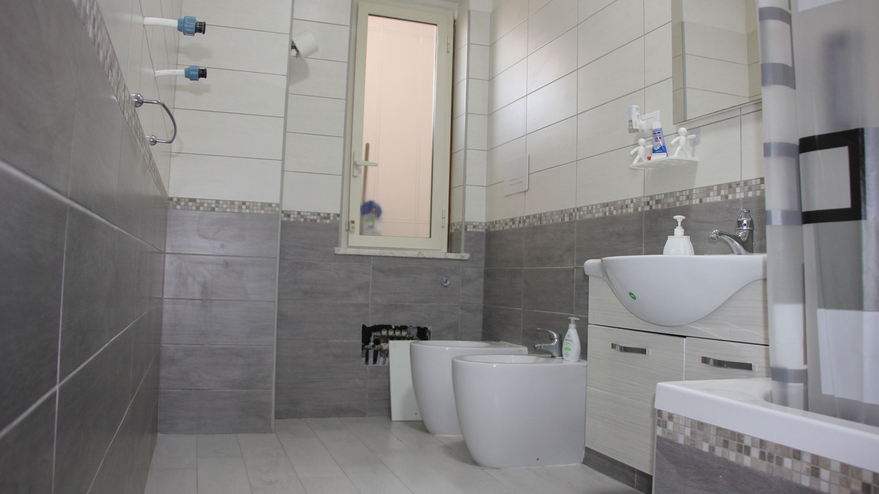 Photo of Bathroom in Naples