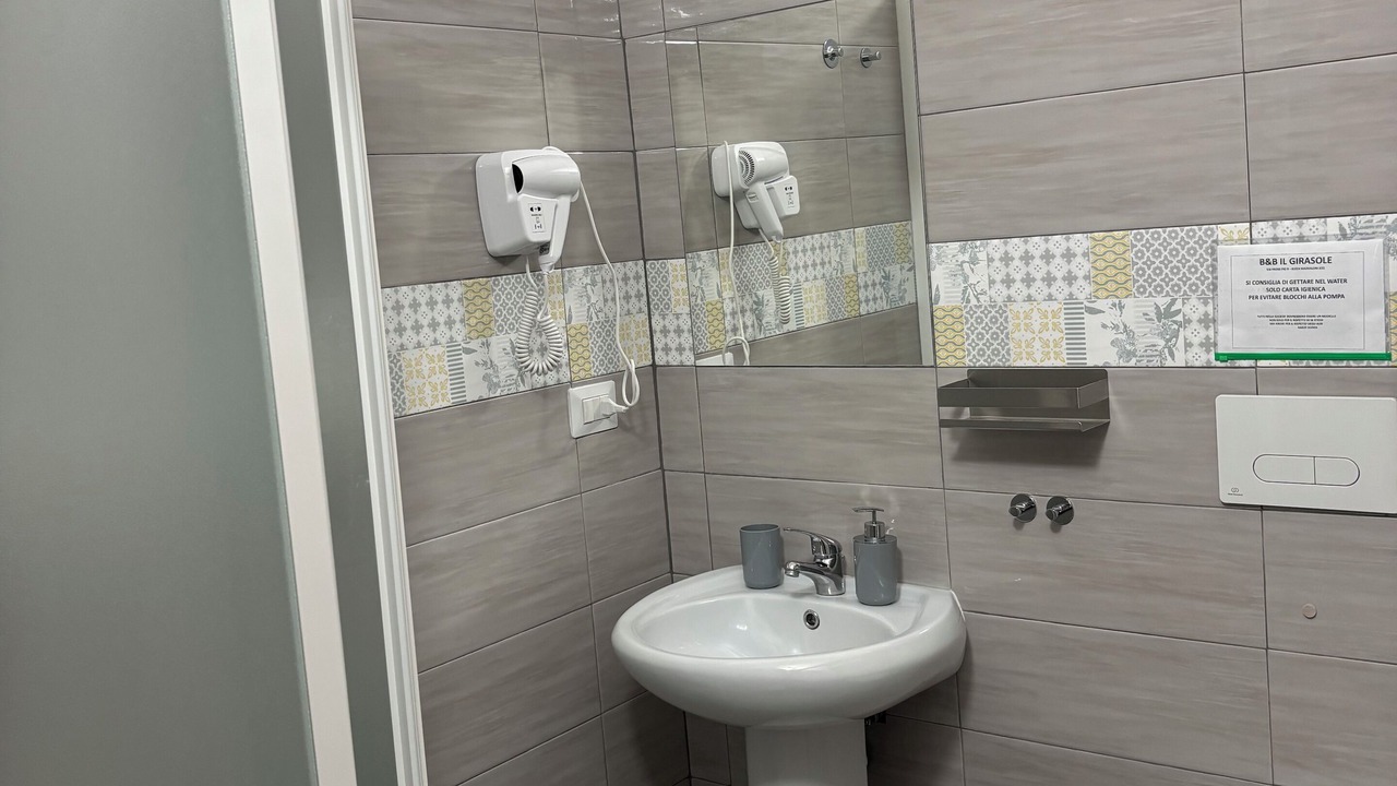 Photo of Bathroom in Maddaloni