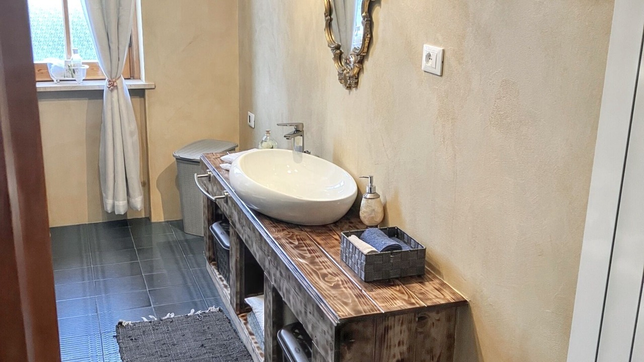 Photo of Bathroom in Collecorvino