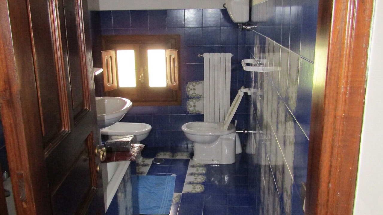 Photo of Bathroom in Mendicino