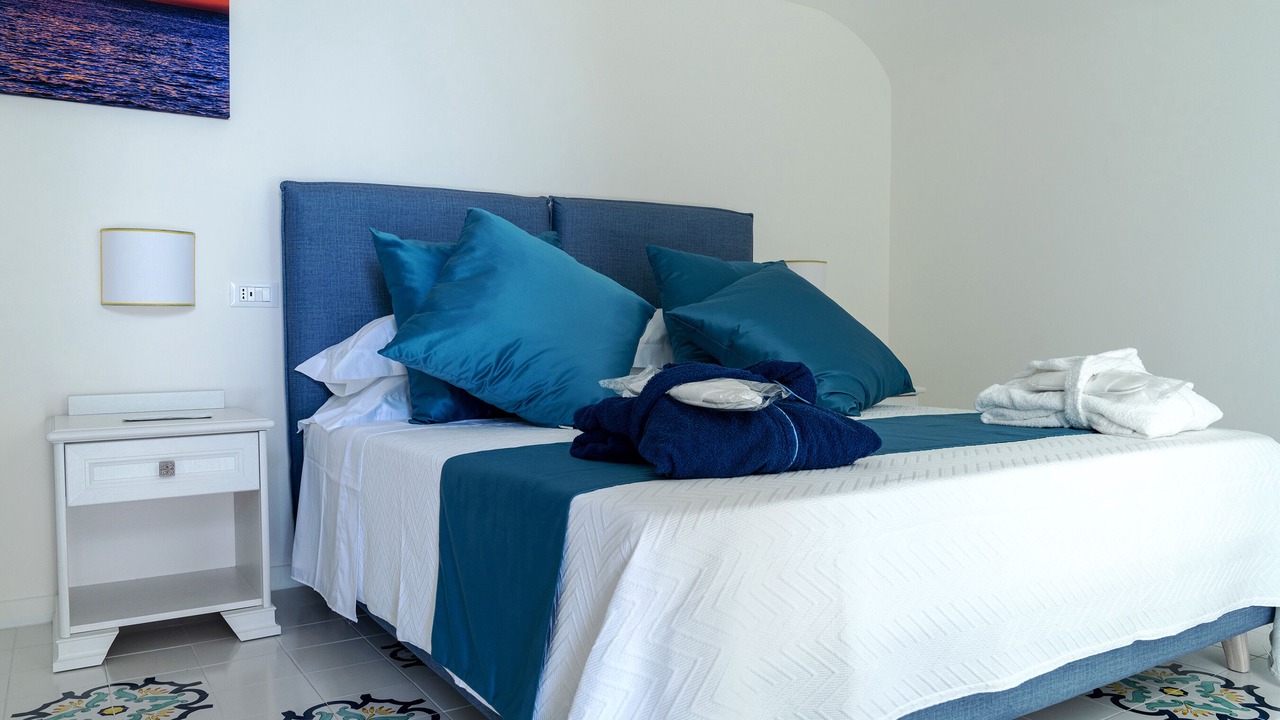 Photo of Bedroom in Path of the Gods