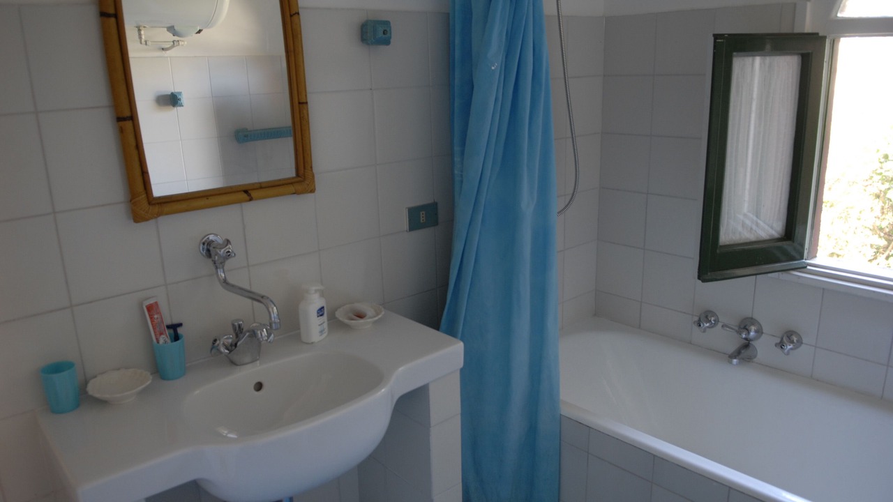 Photo of Bathroom in Marina Grande