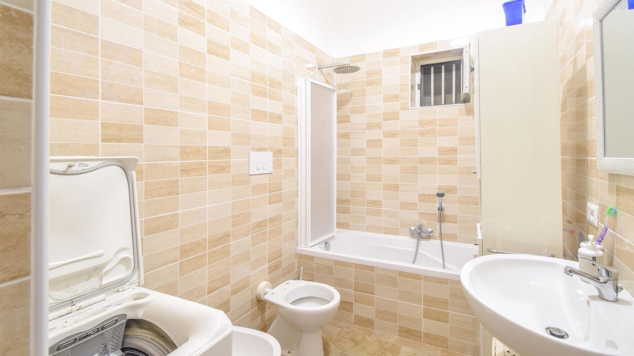 Photo of Bathroom in Zona Ospedaliera