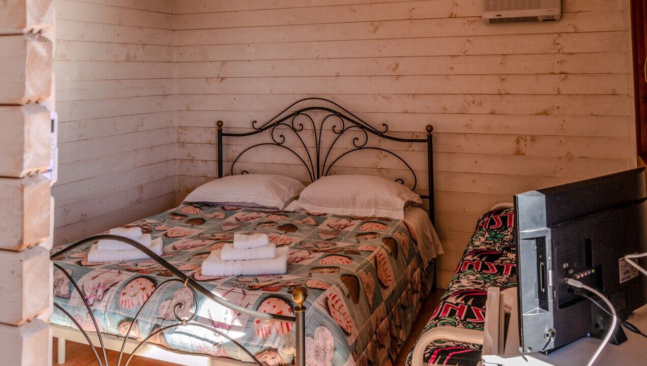 Photo of Bedroom in Plataci