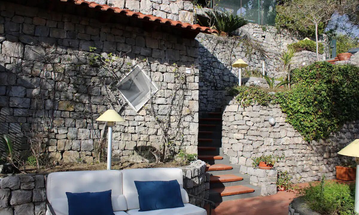 Photo of Outdoor in Sirenuse