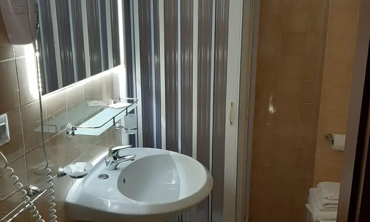 Photo of Bathroom in Campagna