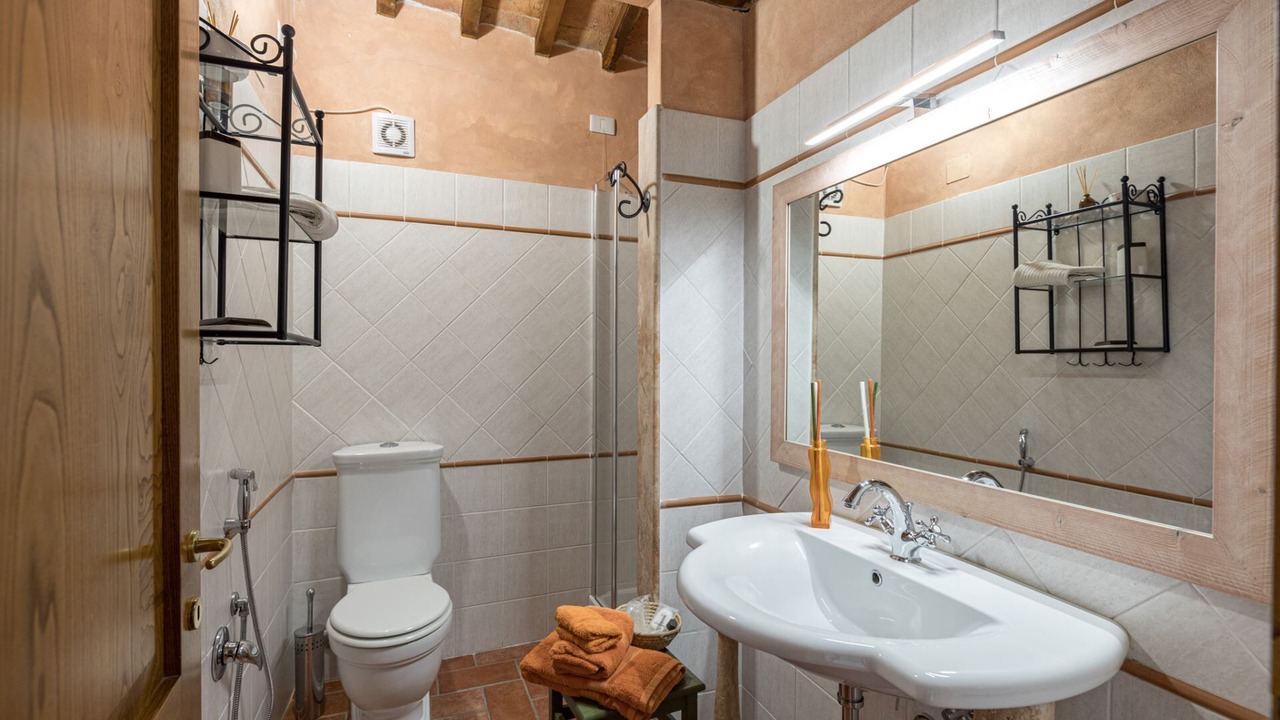 Photo of Bathroom in Asciano