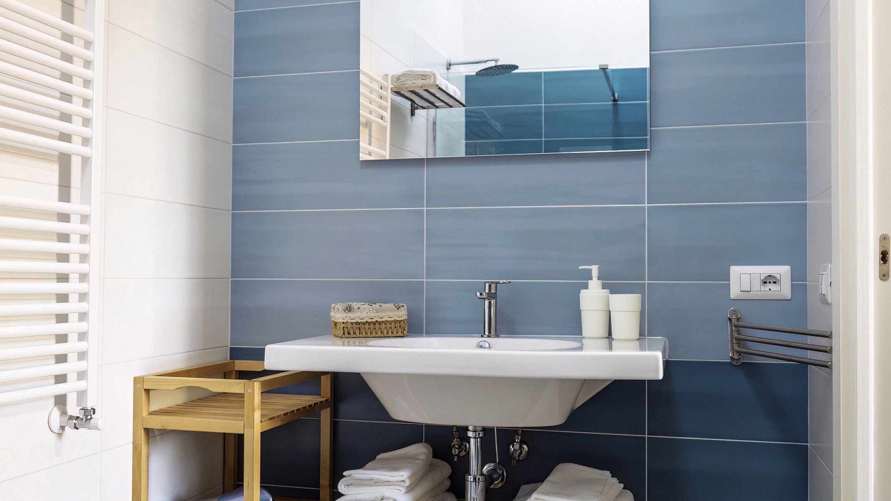 Photo of Bathroom in Bacoli