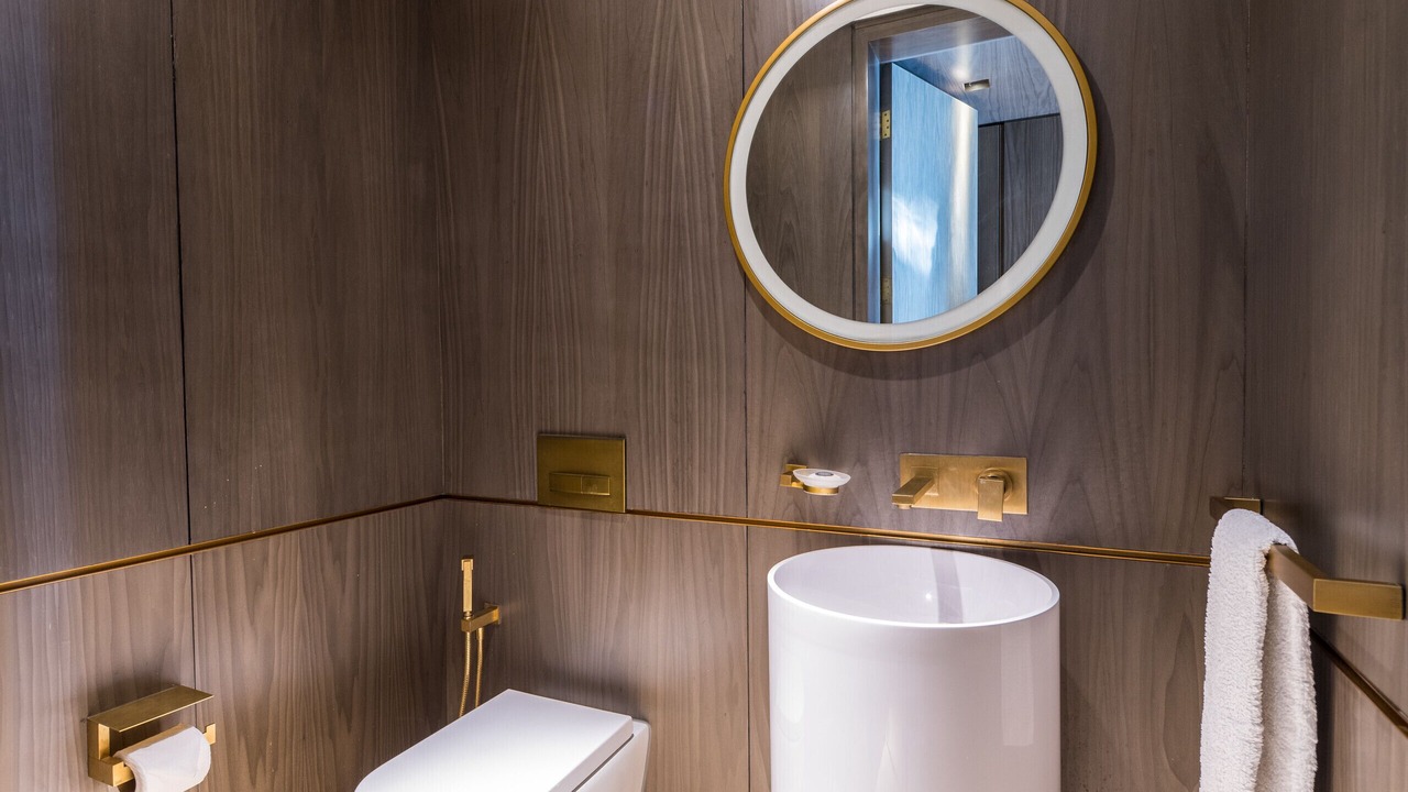 Photo of Bathroom in Palm Jumeirah